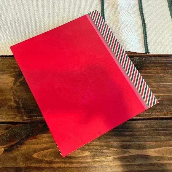 Hello Kitty travel scrapbook, see photos - Picture 8 of 9